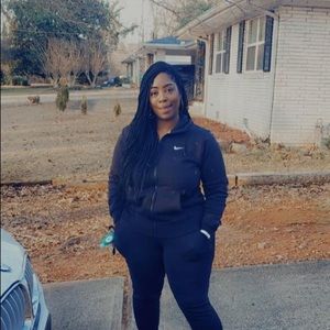 Meet your Posher, Jasmine